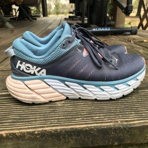 hoka gaviota 3